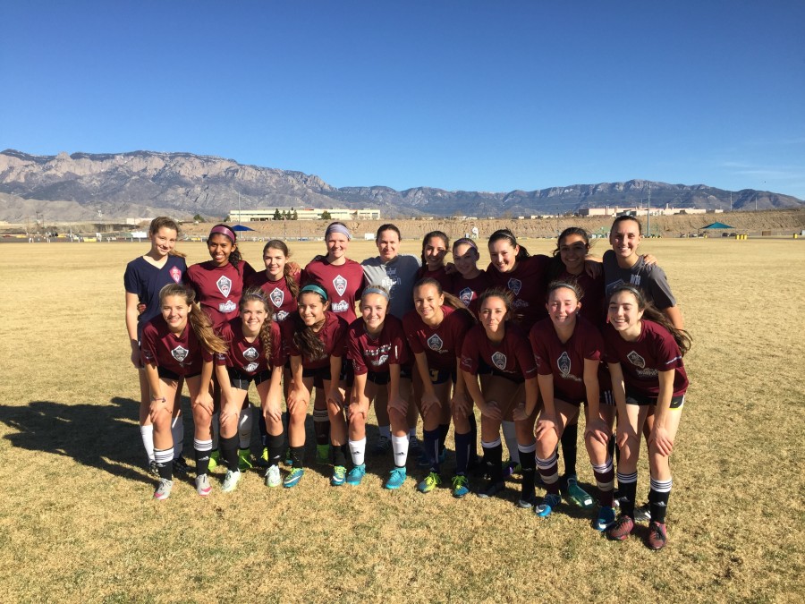 Rio Rapids 01G (plus a few guest players) and Seattle Reign Head Coach Laura Harvey